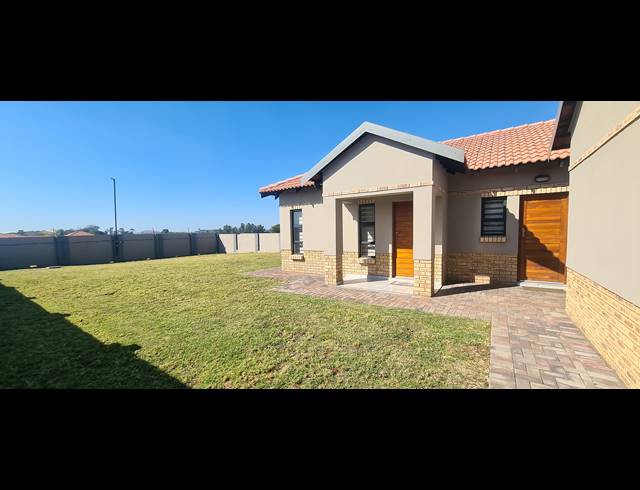 3 BEDROOM APARTMENT FOR SALE IN HEXRIVIER LIFESTYLE ESTATE
